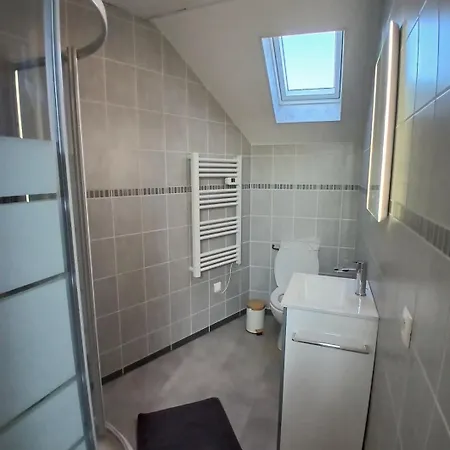 Le Du Chateau D'eau - Apartment Larouillies